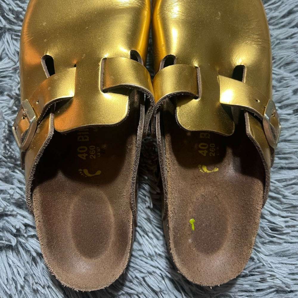 Metallic gold Boston Birkenstocks women’s size 8.5-9